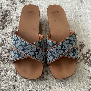 Y2K authentic Coach sandals. Two tone blue